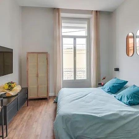 Brp Center, Four Appartement *