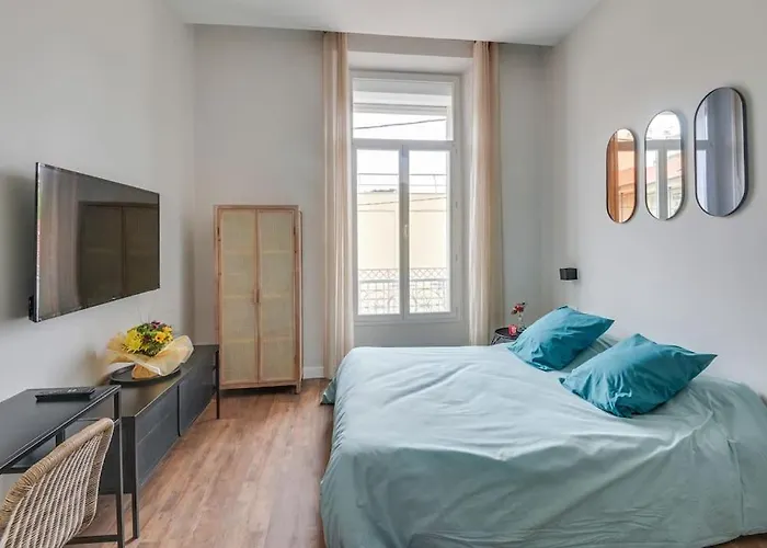 Brp Center, Four 公寓 *