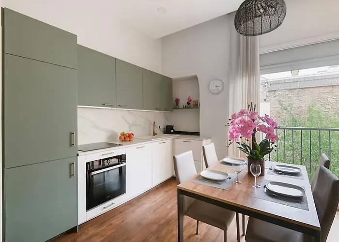 Brp Center, Four 公寓 戛纳