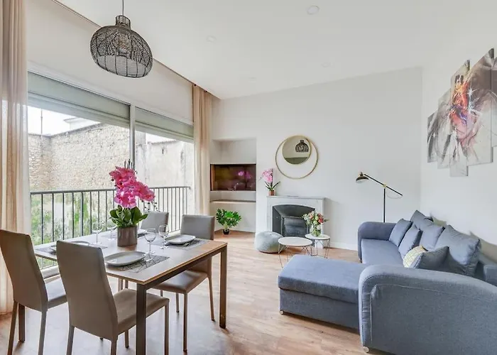 Brp Center, Four * 戛纳